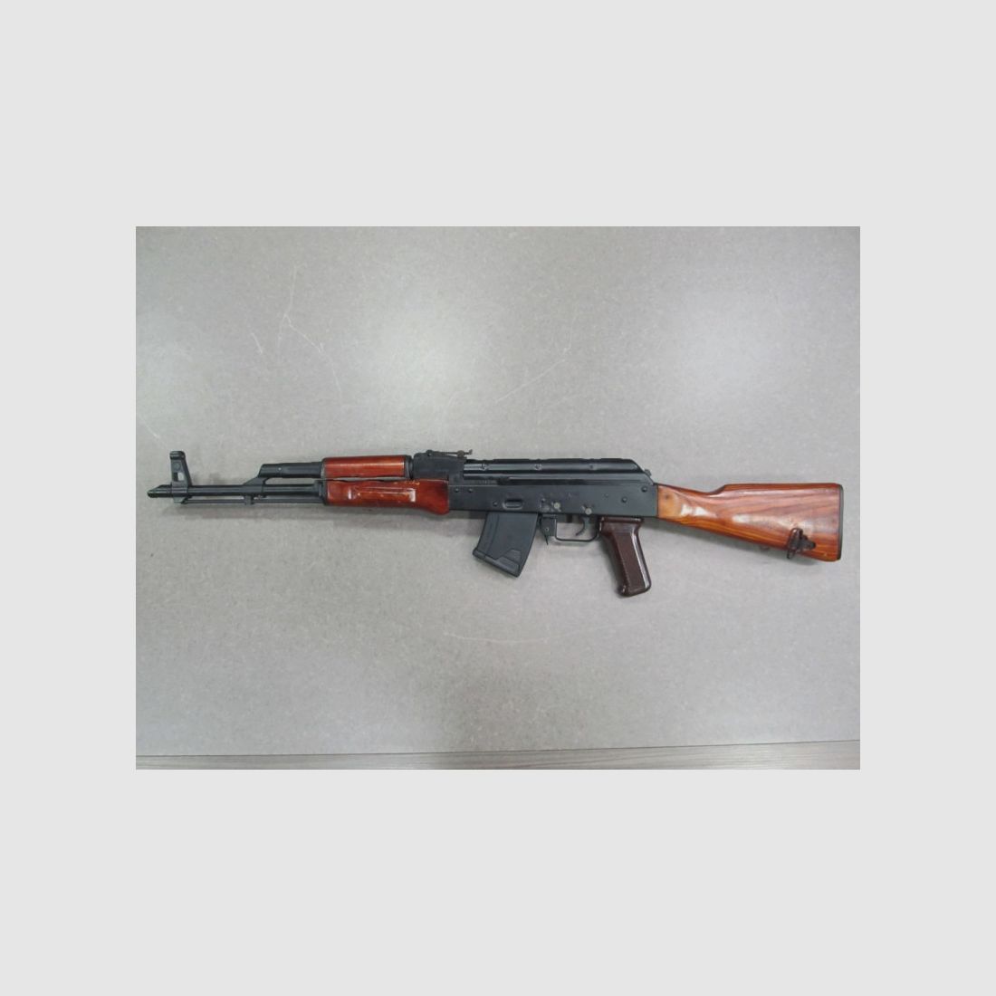 RUSSISCHE MILITÄRARSENALE AK47 7,62, Bild 1 von 2