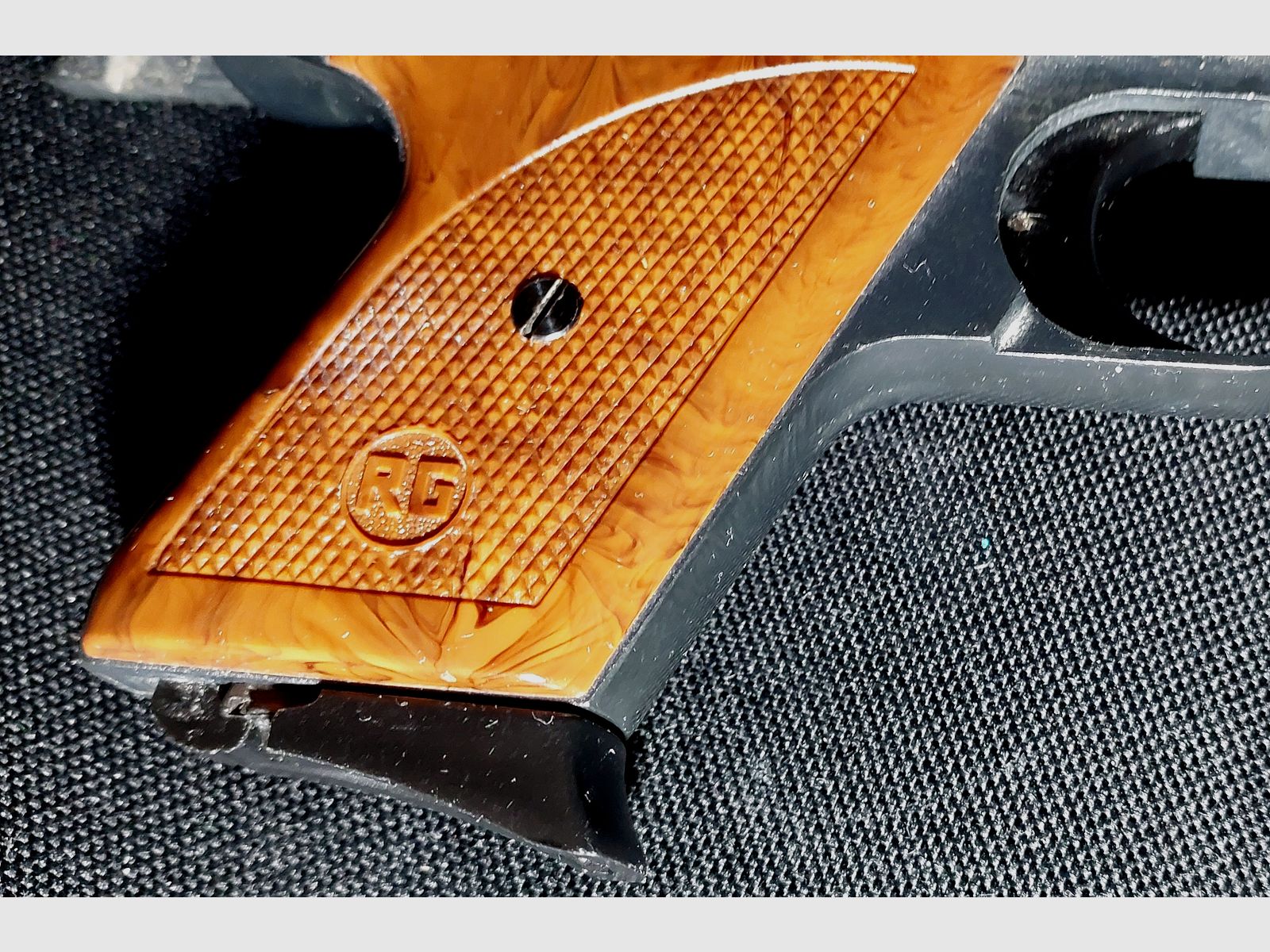 Röhm RG8 (RG 8) pistola a salve cal. 8mm (PTB 412)