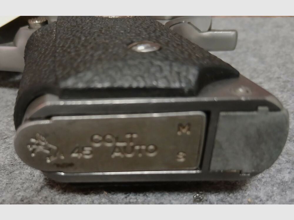 Colt MK IV Series 80 Officer's