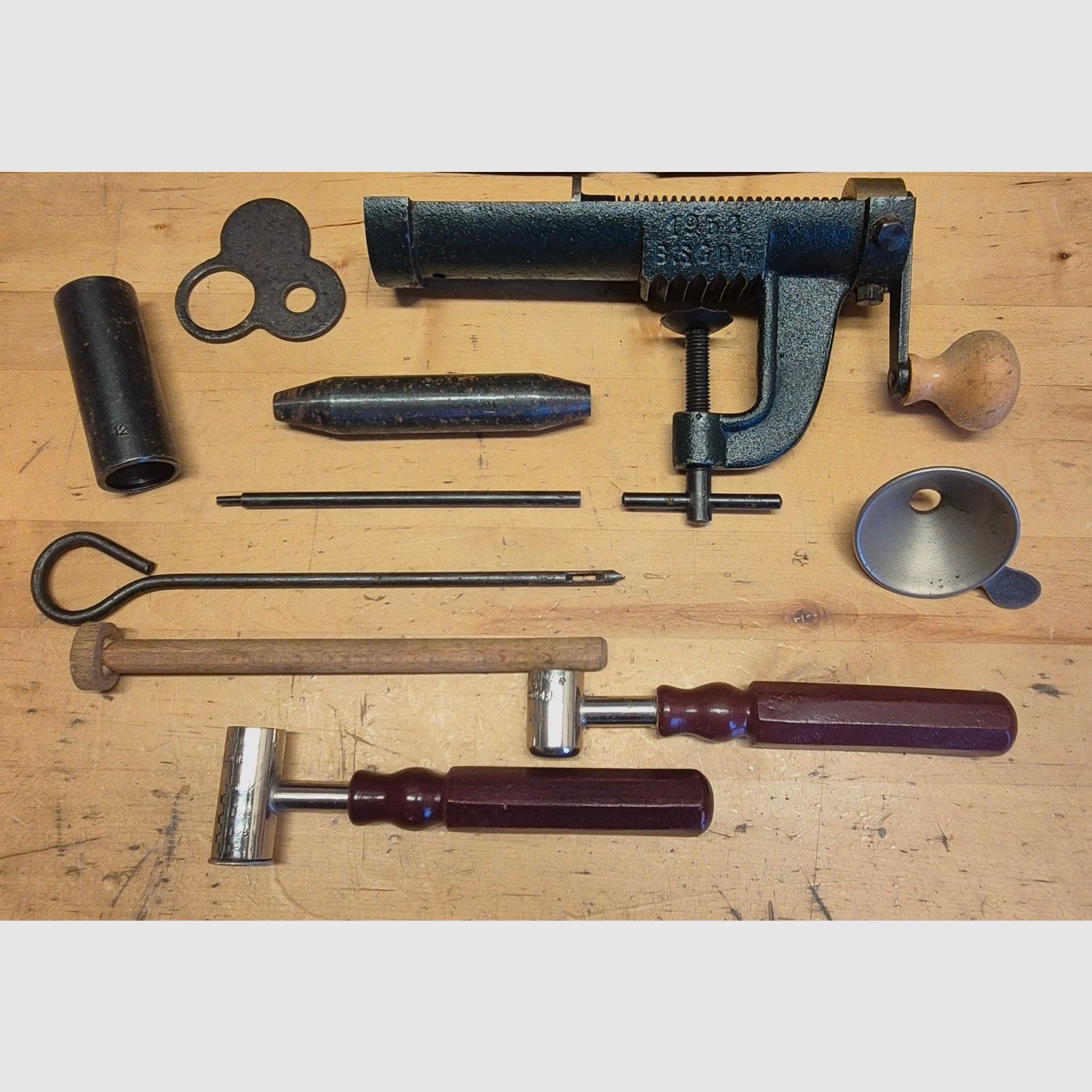 Désamorceur-Recalibreur (Entzünder + Kalibriergerät) Kal. 12