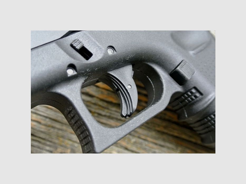 Retay G17 9mm P.A.K. – Glock 17 Gen4 replica