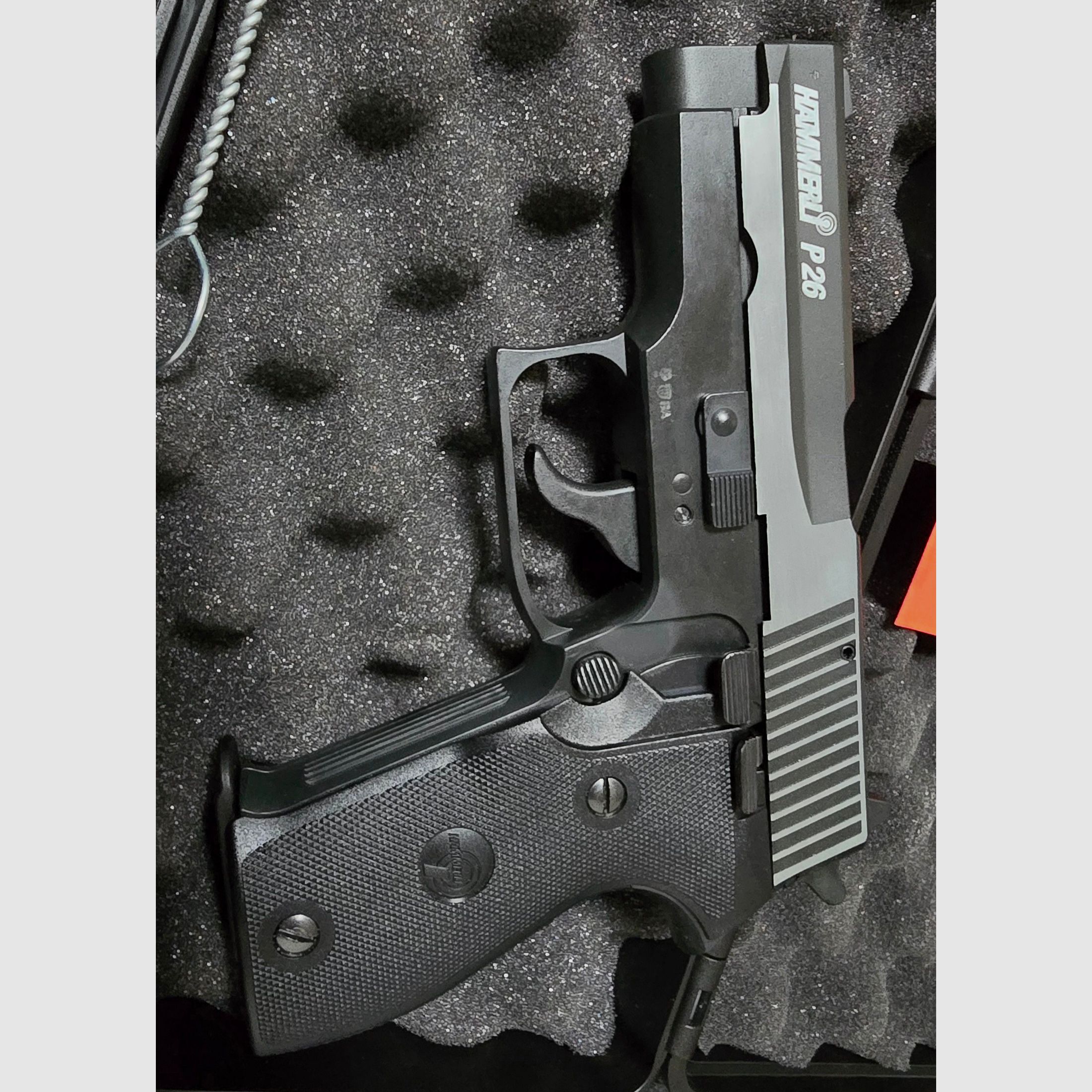 Hämmerli P26 Dark Ops (Geco 225) Schreckschuss 9mm PAK Negro