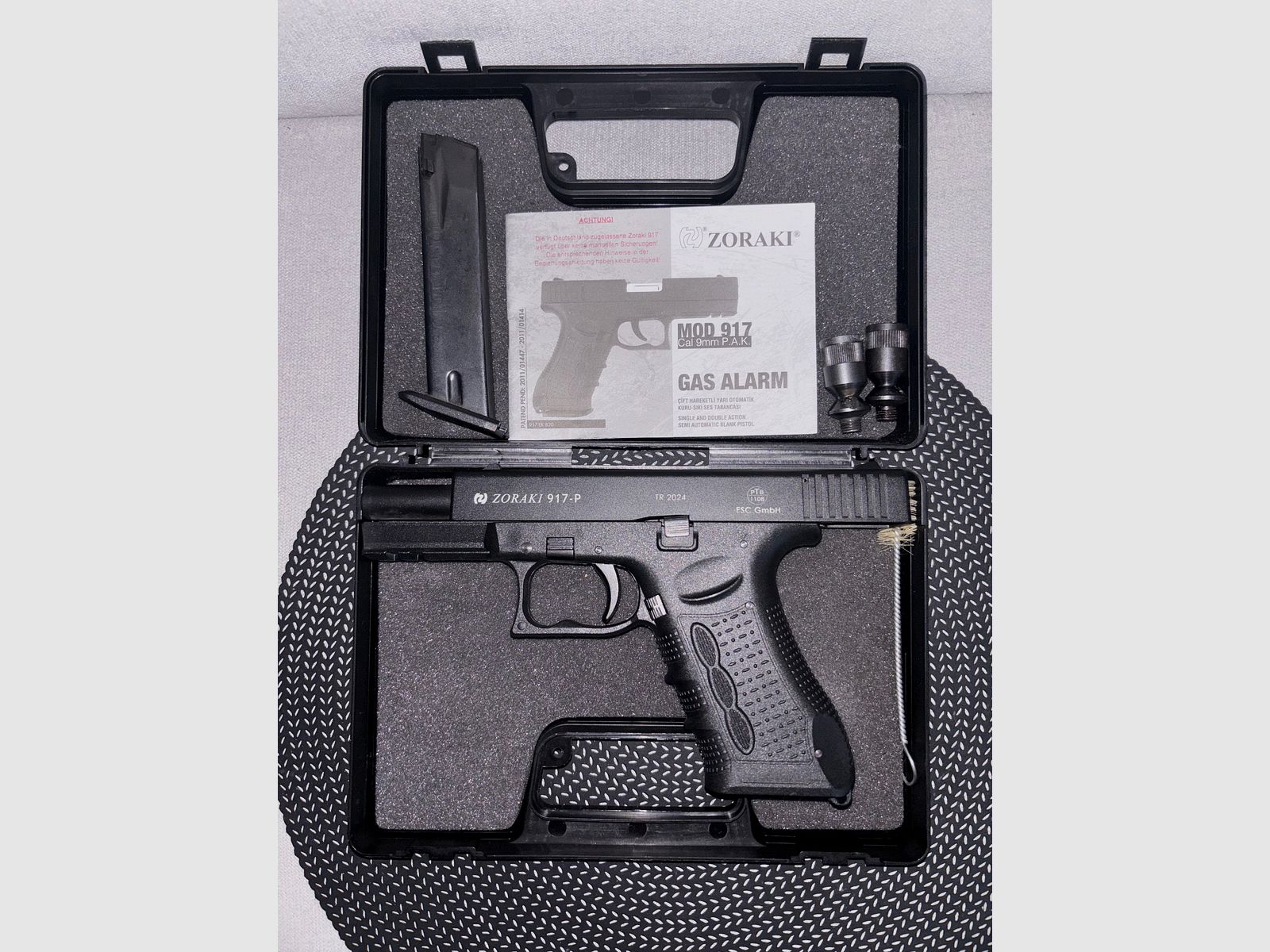 Zoraki 917-P 9 mm P.A.K. Schreckschusspistole mit Zubehör