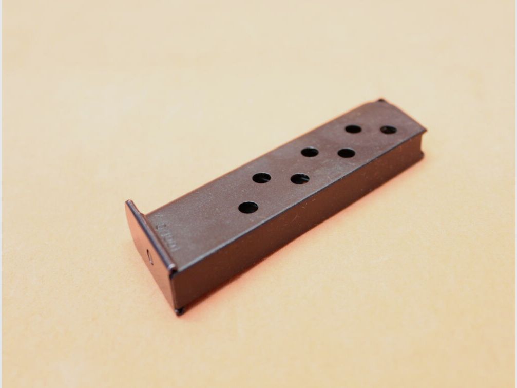 DDR SURPLUS Walther PP: Magazin DDR 0/1001 8-Schuss brüniert ohne Magazinschuh 7,65mmBrowning