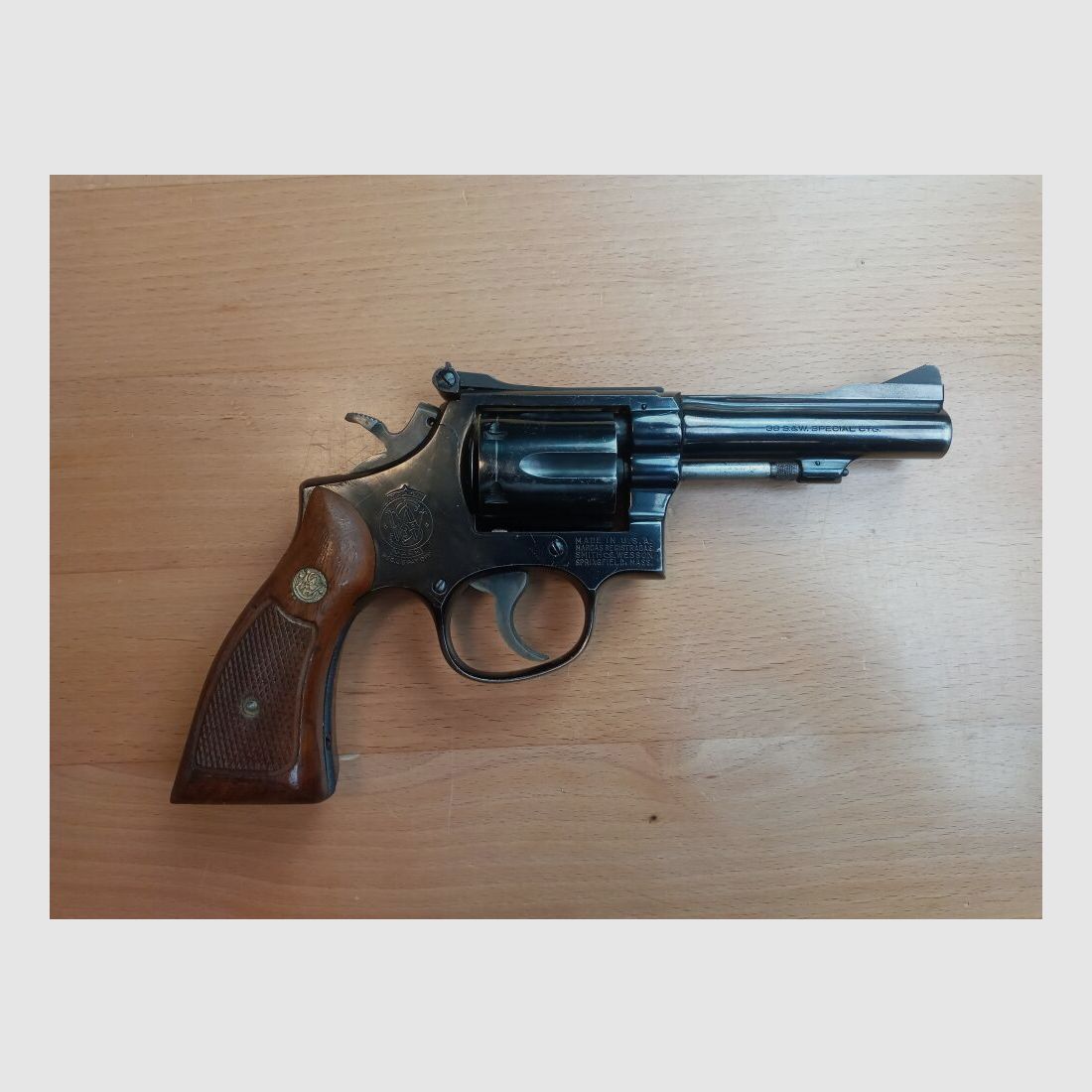 Smith & Wesson 15 - 3