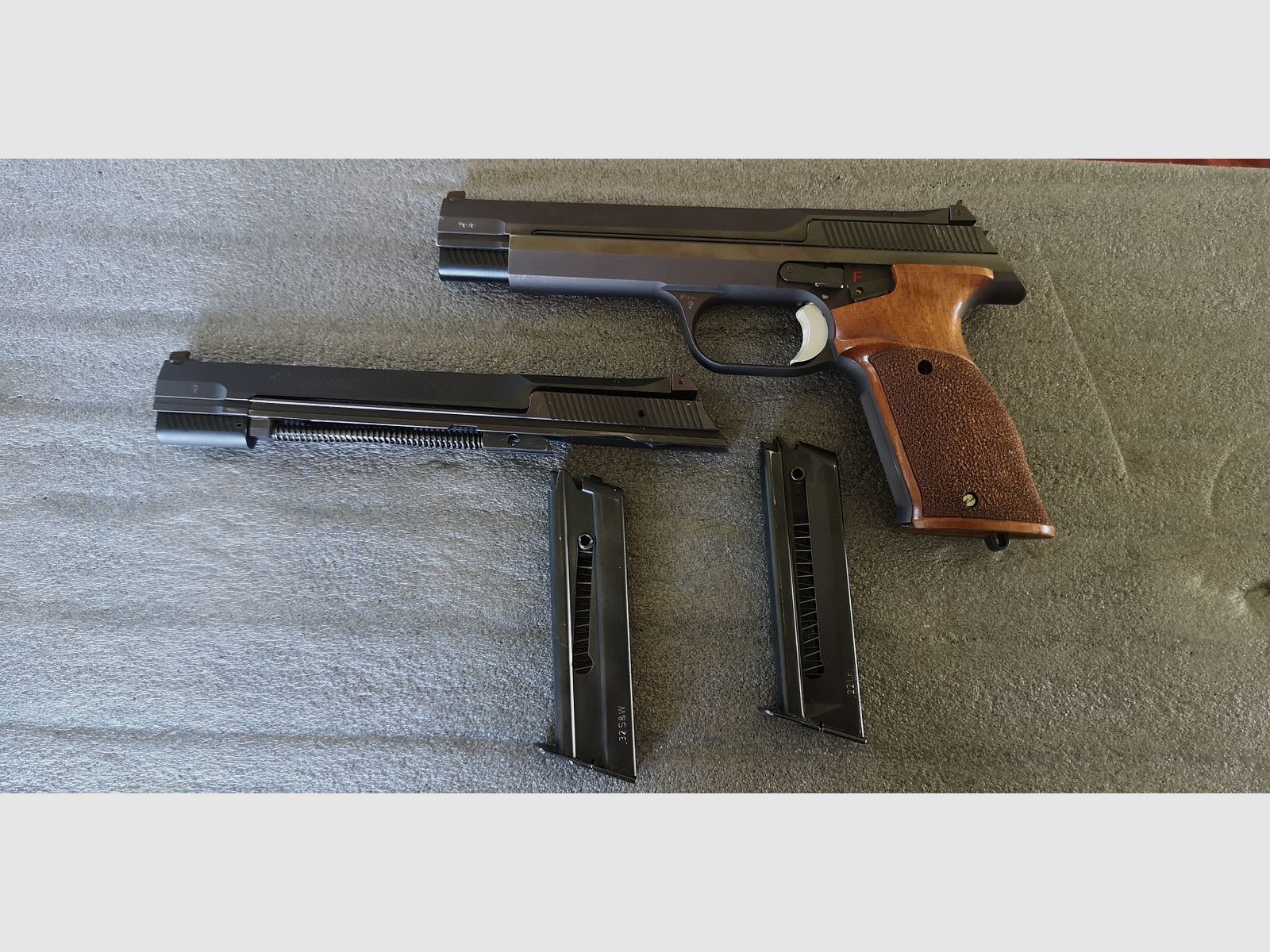 Sport Pistole SIG Hämmerli P240 Kal..32 S&W long mit Wechselsystem .22lfB