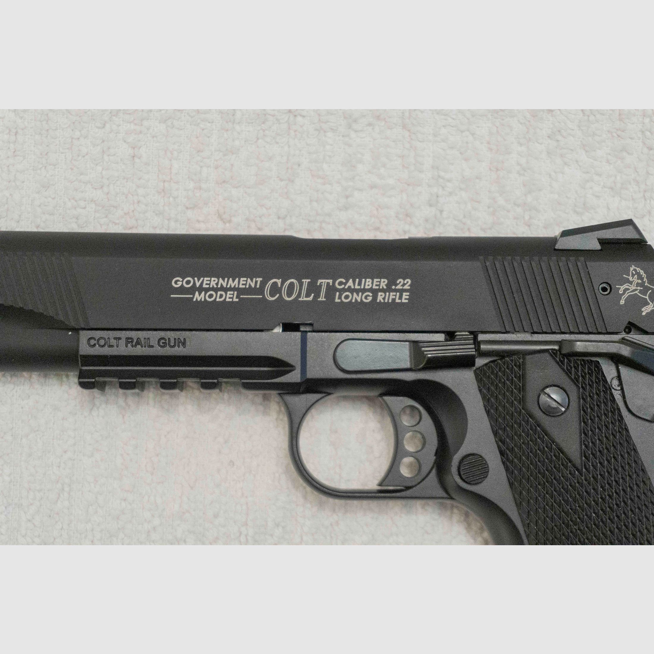 Pistole Colt 1911 Rail Gun Government Modell 22lfB