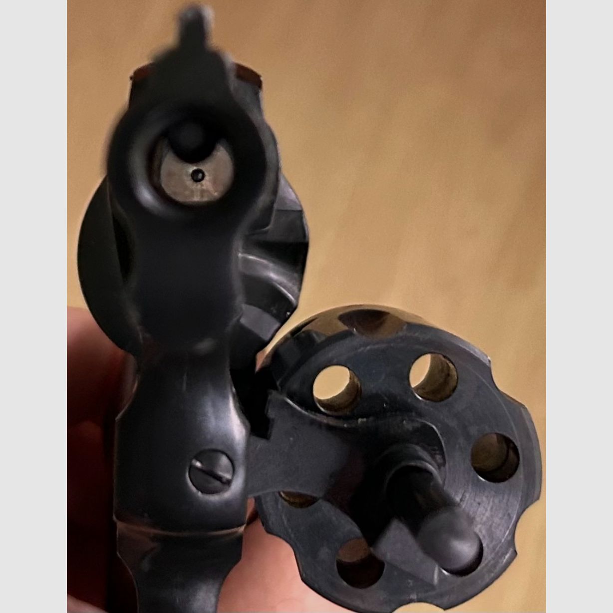 SRS-arma da collezione: RÖHM RG 69 9mmR leggendaria PTB 275 (quella con il tamburo in acciaio forato al centro)