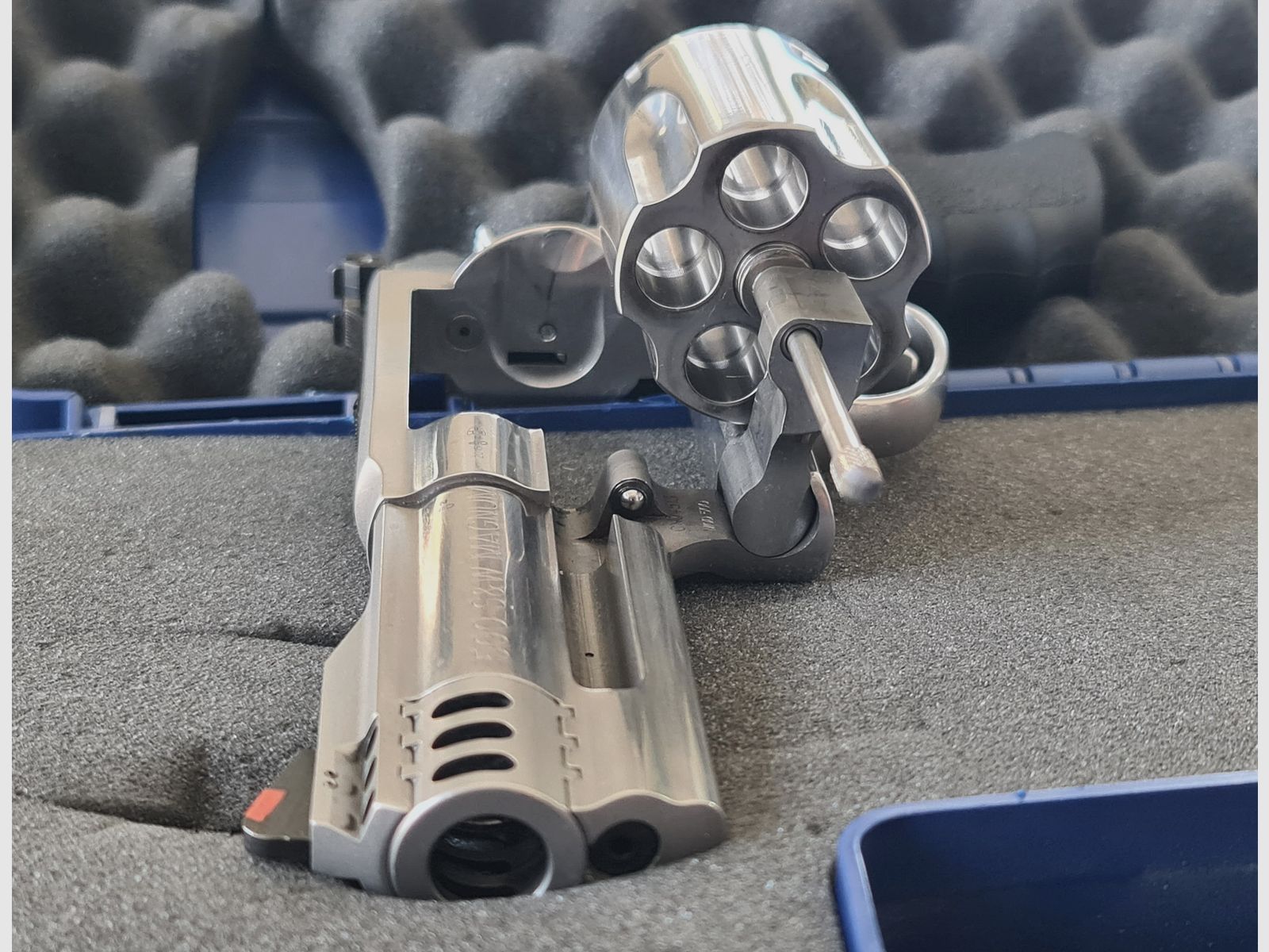 Smith & Wesson Modell 500 4 Zoll mit Kompensator Kaliber .500 S&W Magnum