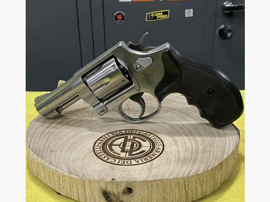 Smith & Wesson 64-6 cal. .38 Special canna 3”