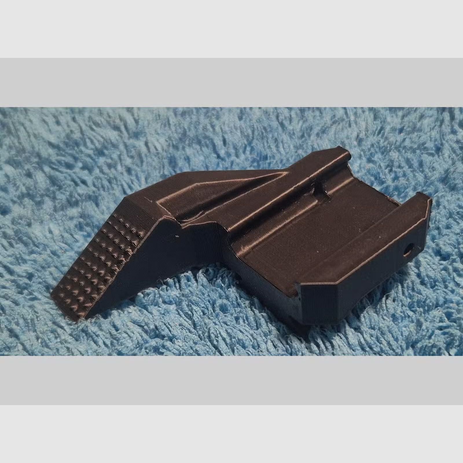 MUNITEX Thump-Rest Auflage / Daumenauflage für Pistolen mit Picatinny-Schiene