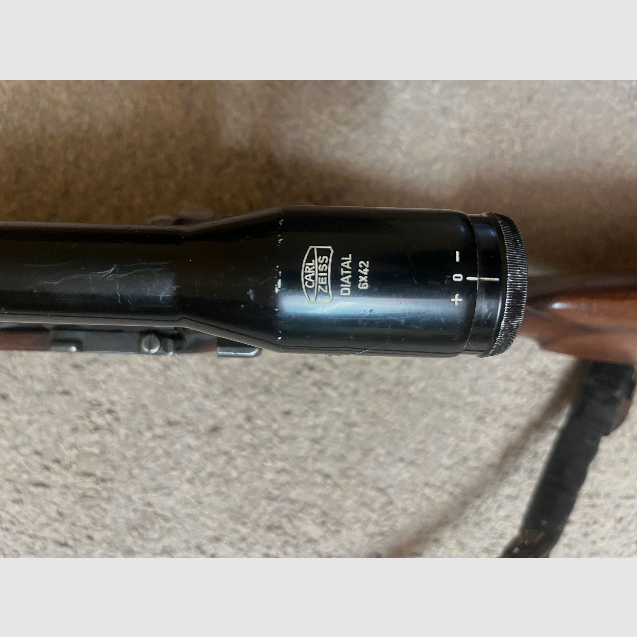 bolt-action rifle