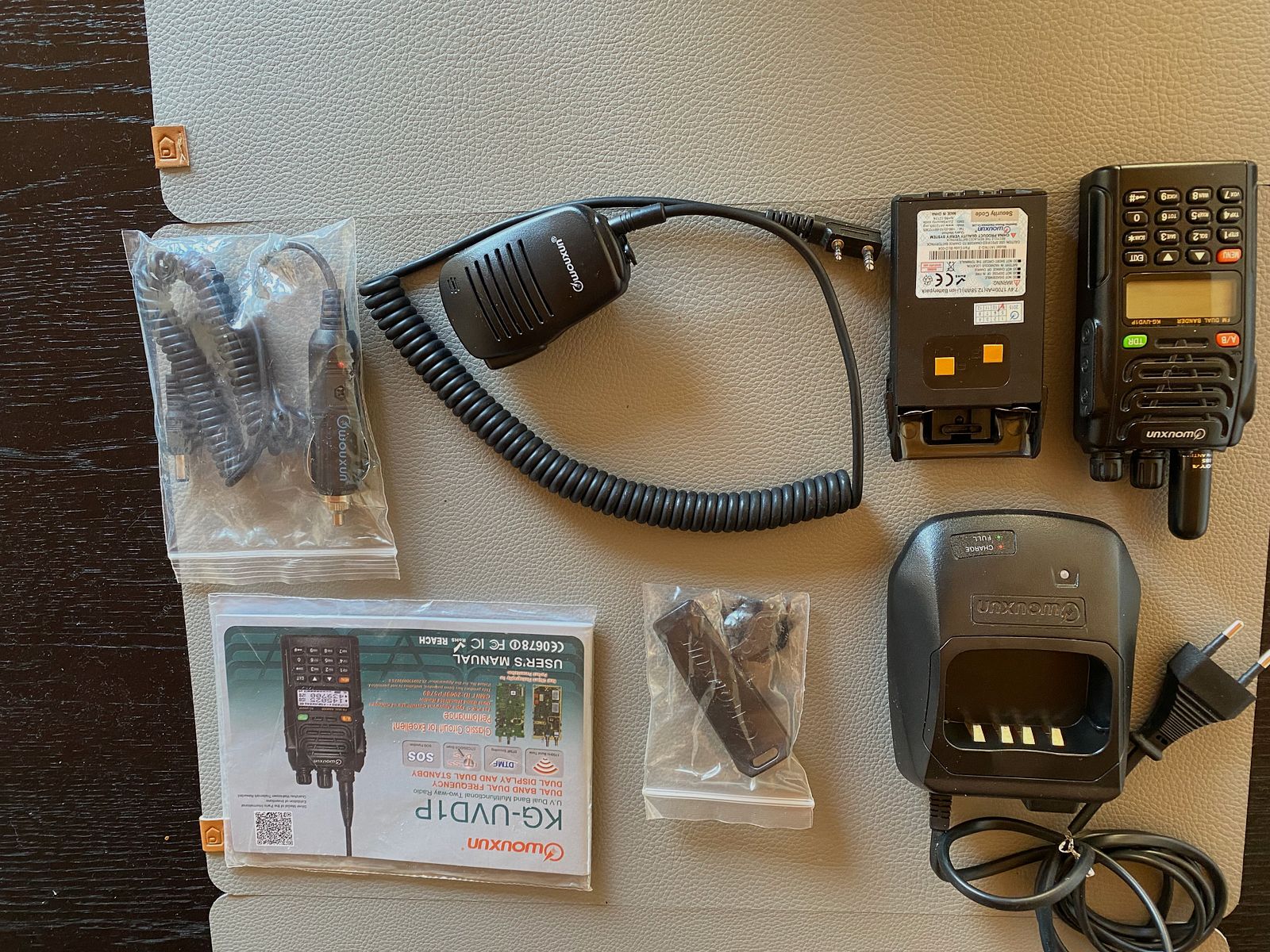 WOUXUN Handfunkgerät KG-UVD1P 