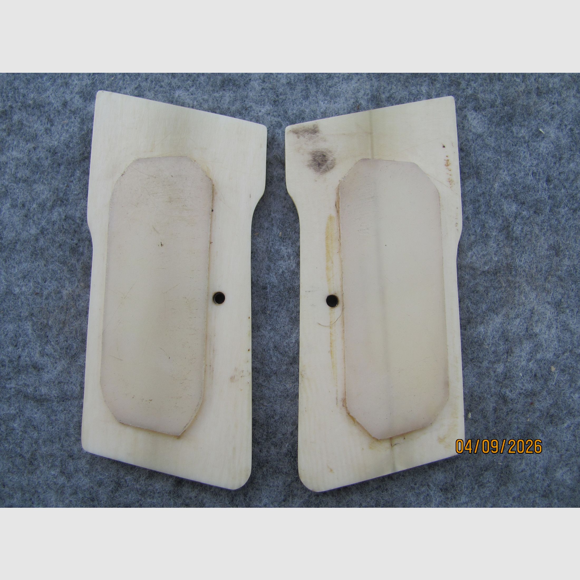FN 1922 cachas de stock de hueso