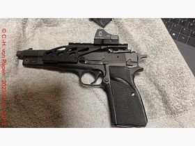 Browning FN HP Competition Pistole mit 6" Lauf Kal. 9mm Luger & Reservemagazin 17 Schuss