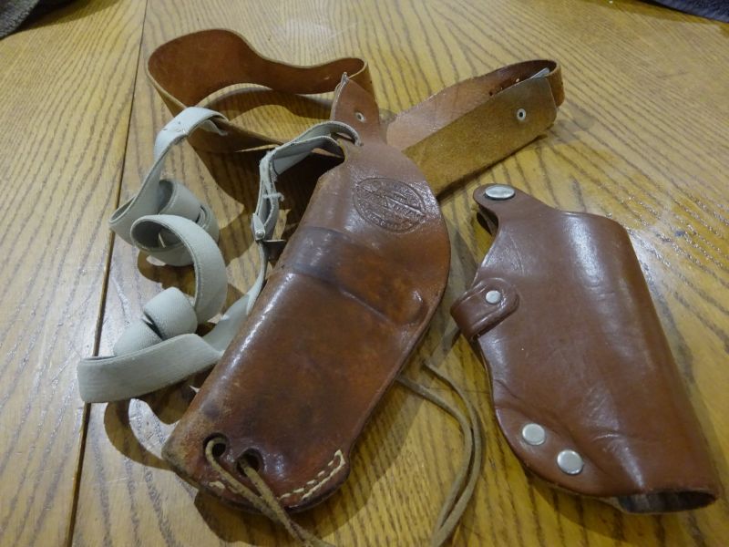 Sickinger Quick-Draw Schulterholster plus 1 Gürtelholster