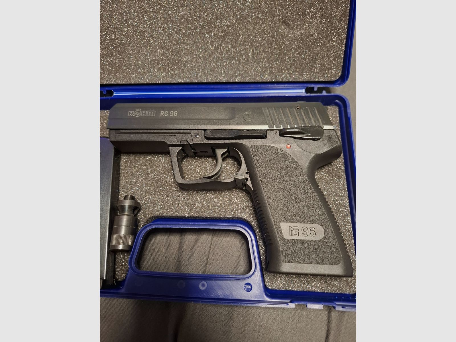 Röhm RG 96 Black  PTB 699  9mm P.A.K. , Bild 1 von 3