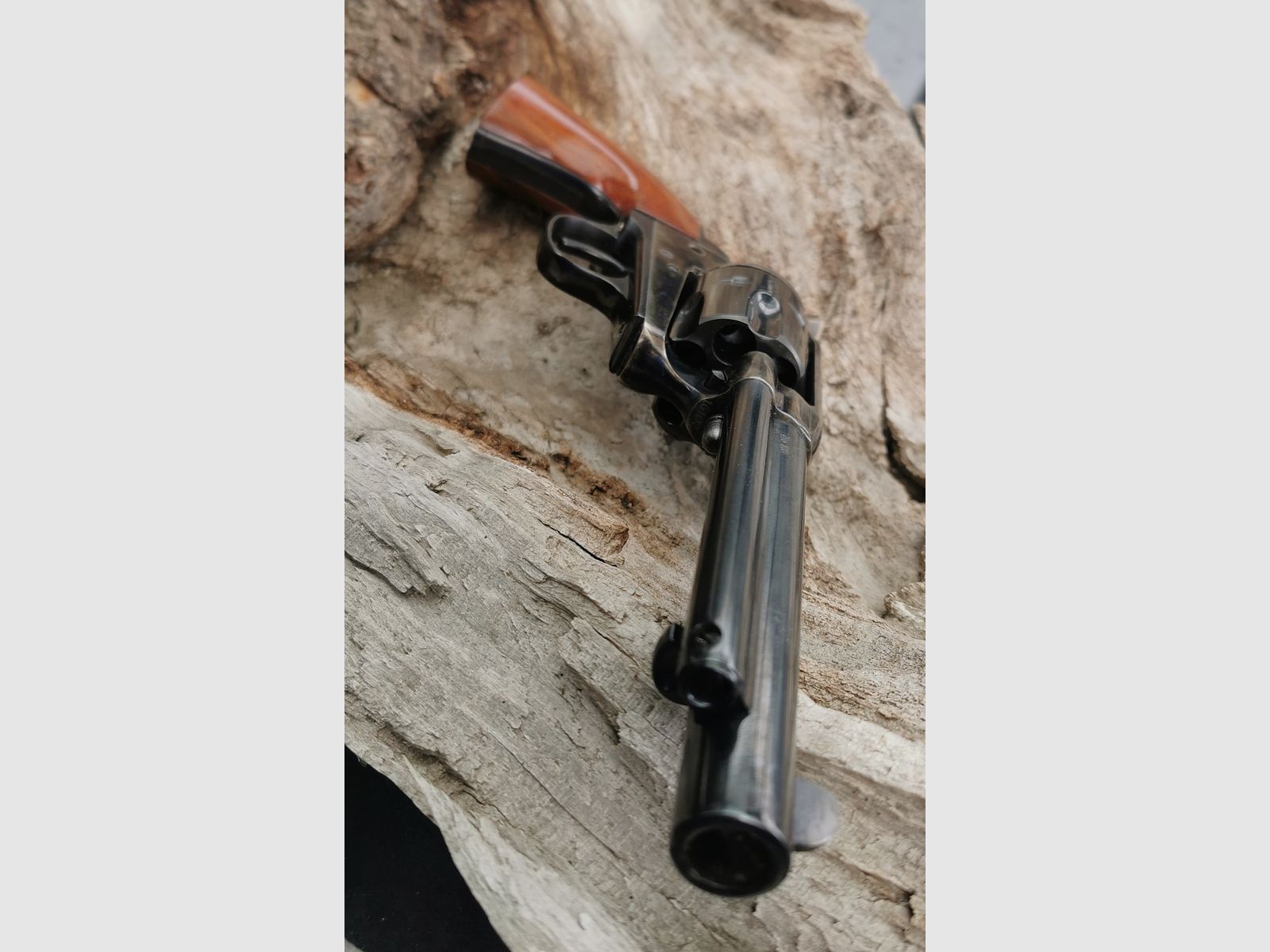 Colt SAA Mod 1873 Pat: 1871-1872 PTB 838 cal. 9 mm R. Knall/Platz Hege Uberti Single Action Army Stahl