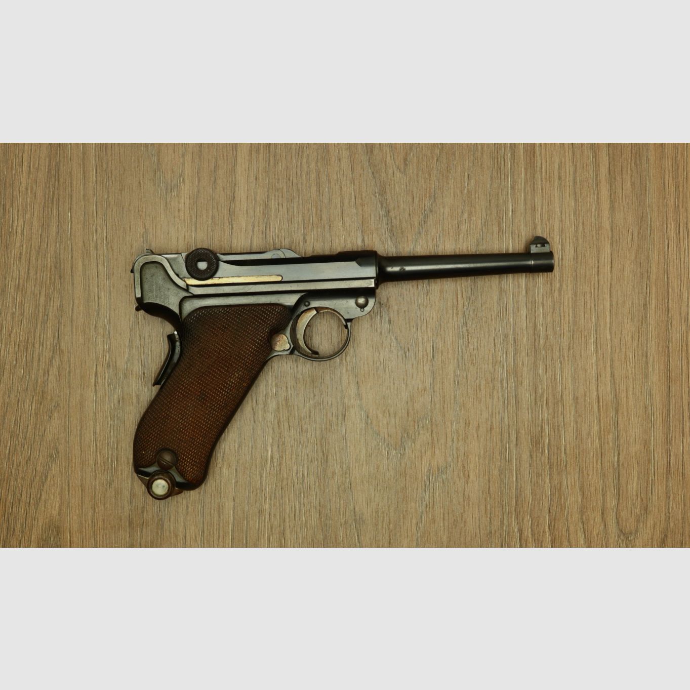 Parabellum 1900/06, Bild 1 von 2