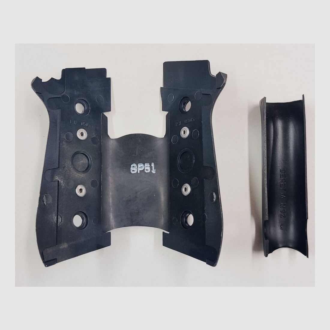 Pachmayr Pachmayr grips for Taurus pistols with decocking lever