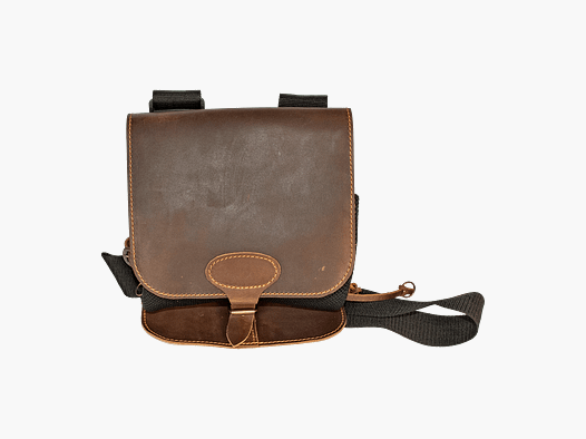 Patronentasche aus Wollfilz mit Lederdetails