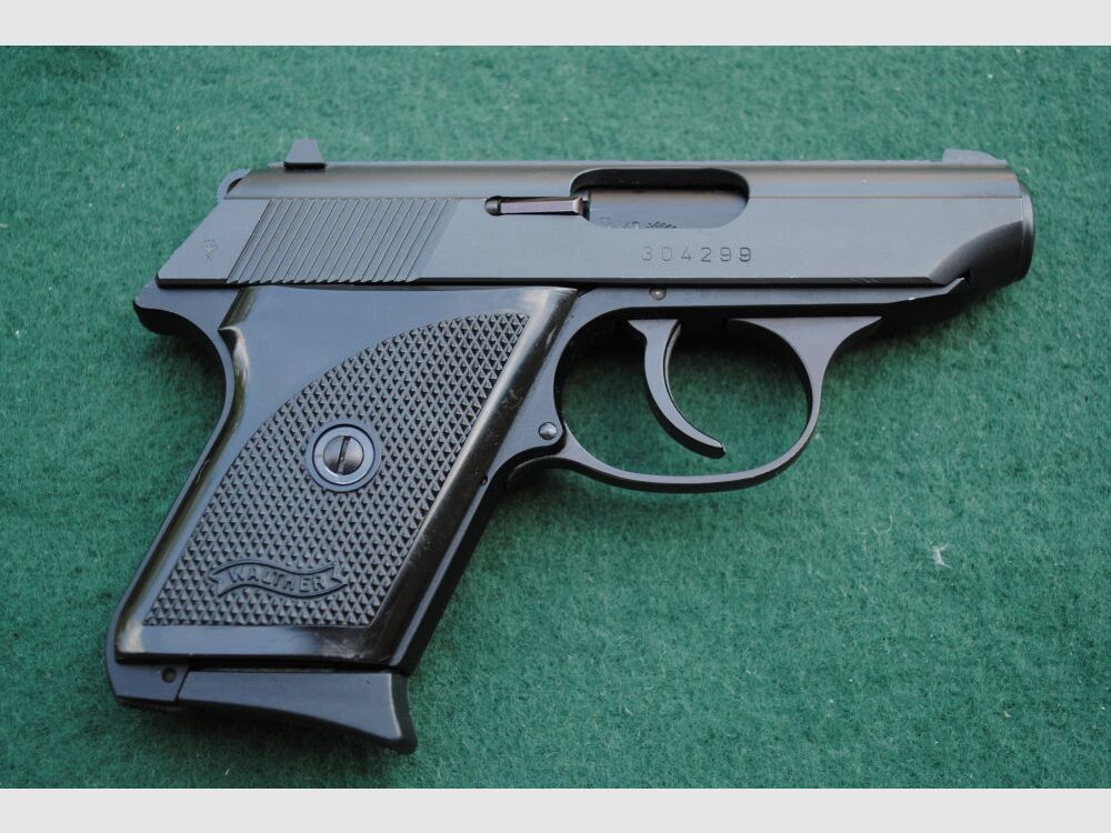 Walther Mod. TPH, twee originele magazines met schoen