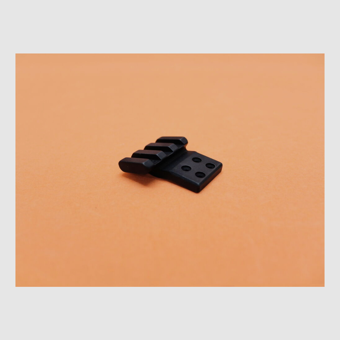 Recknagel Era-Tac Picatinny-Aufsatz (T0913-0000) BL=35mm, seitlich gekröpft, Alu schwarz für ERA-Tac Ringe