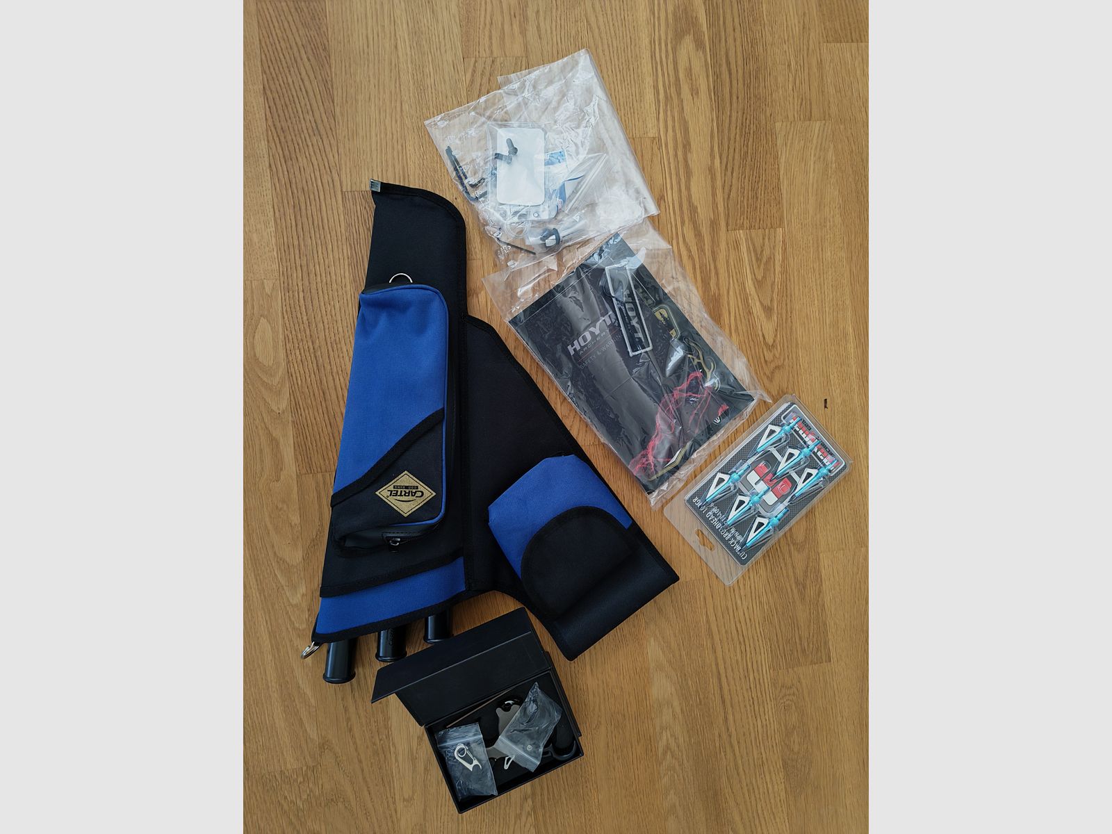 Hoyt Alpha AX-2 29 + Garmin Xero A1i + QAD Ultra Rest MX2 Set NUOVO