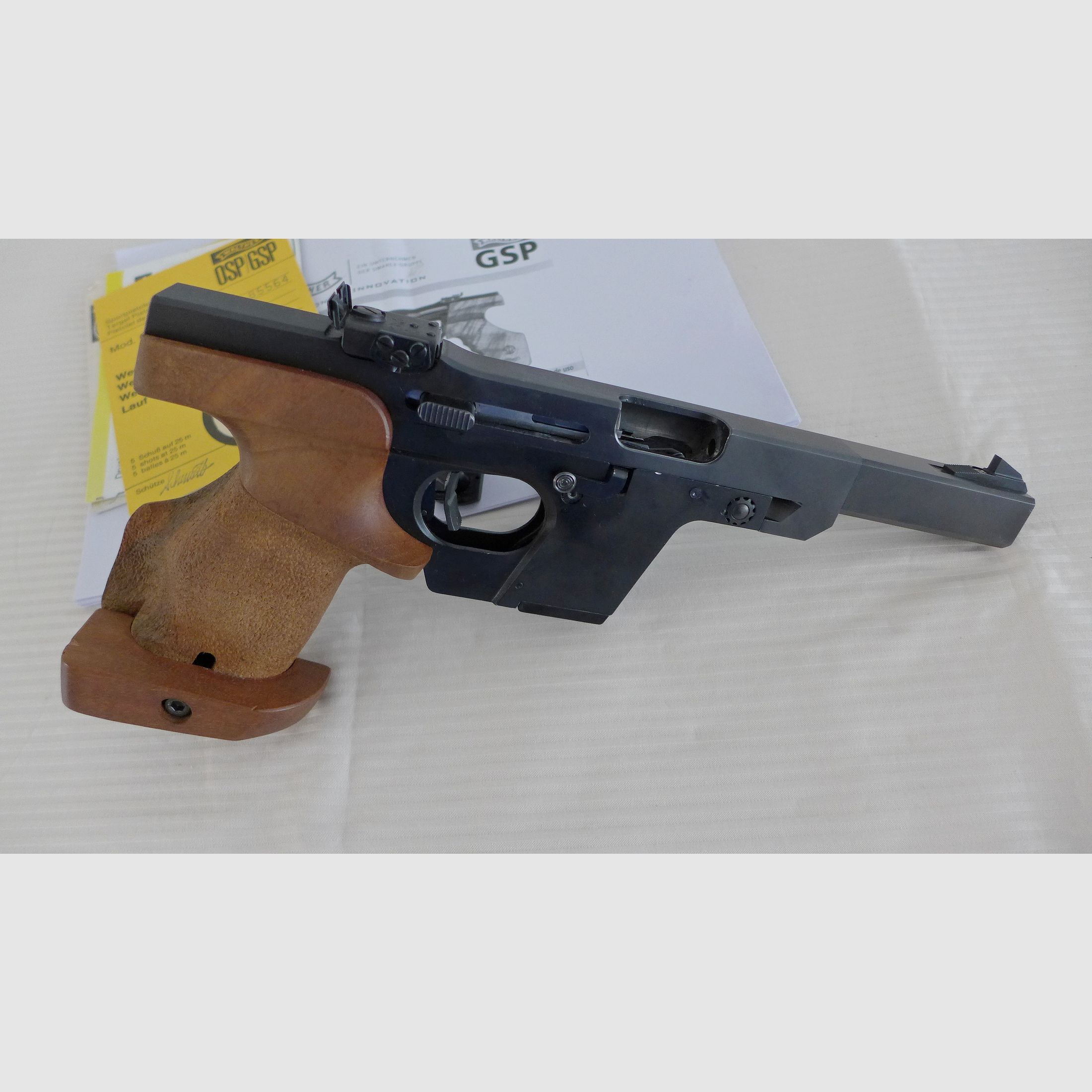 Pistola Walther GSP Cal .22, muy cuidada, en estado impecable (PVP 1899 €)