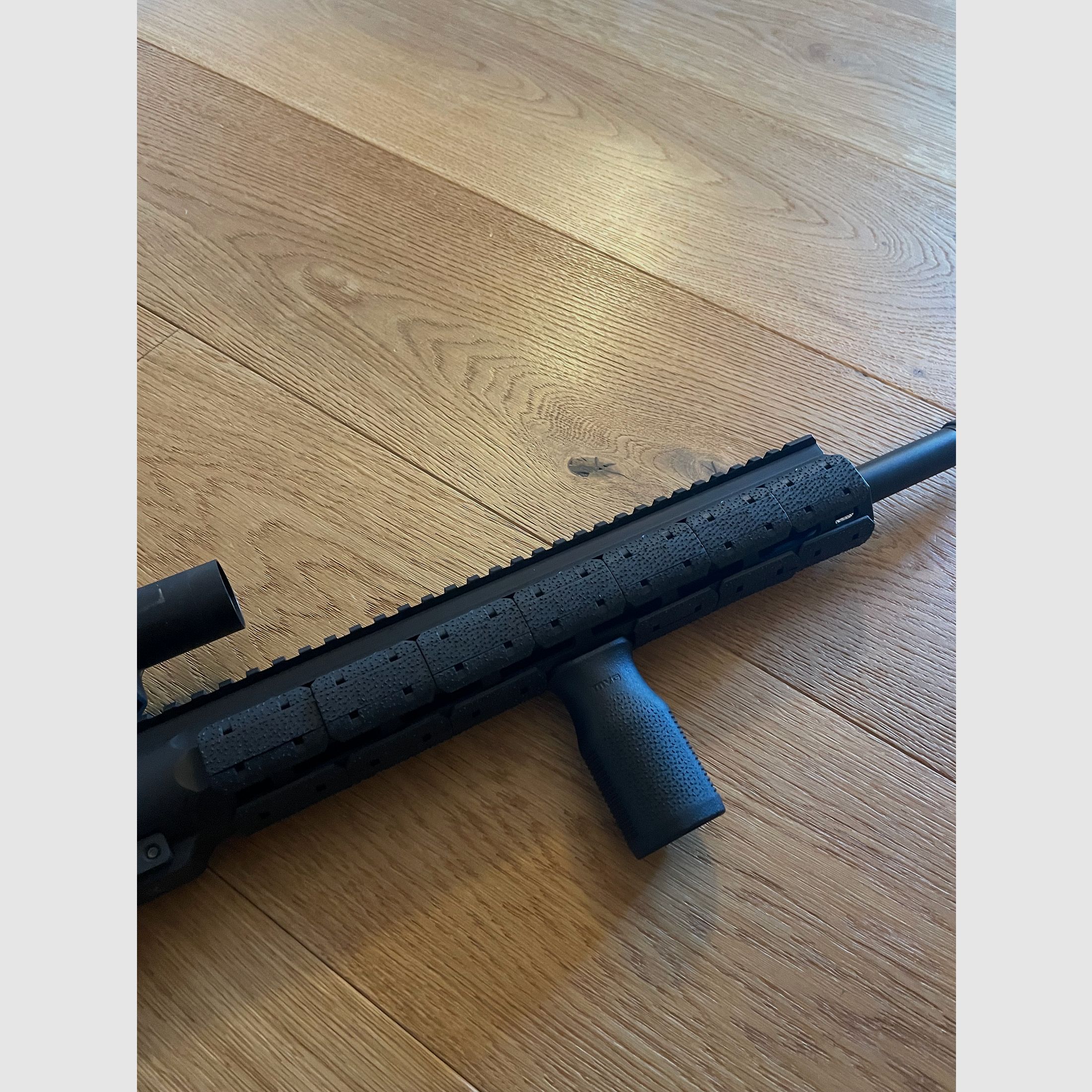 Savage Arms MSR 15 Recon 2.0 AR15 inkl. Zubehör .223 REM