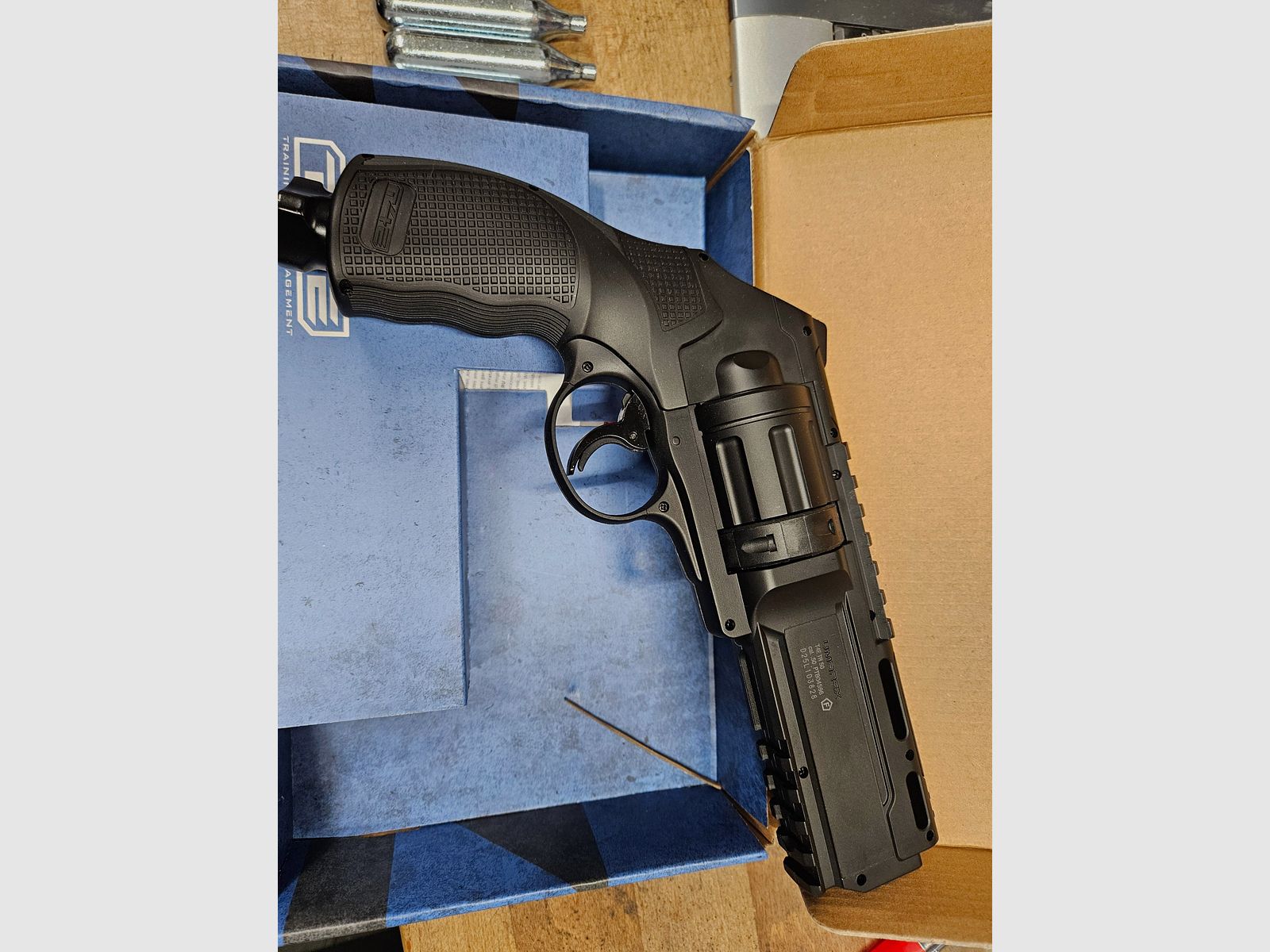 Rewolwer obronny T4E 7,5 dżula