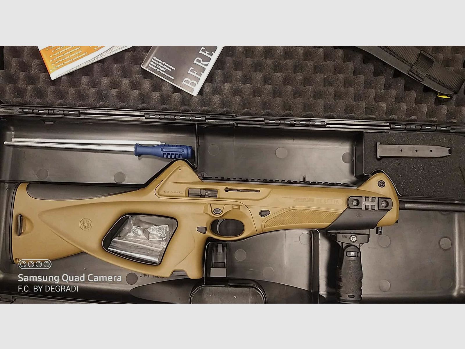 BERETTA CX4 FDE KALIBER 9X21, Bild 2 von 4