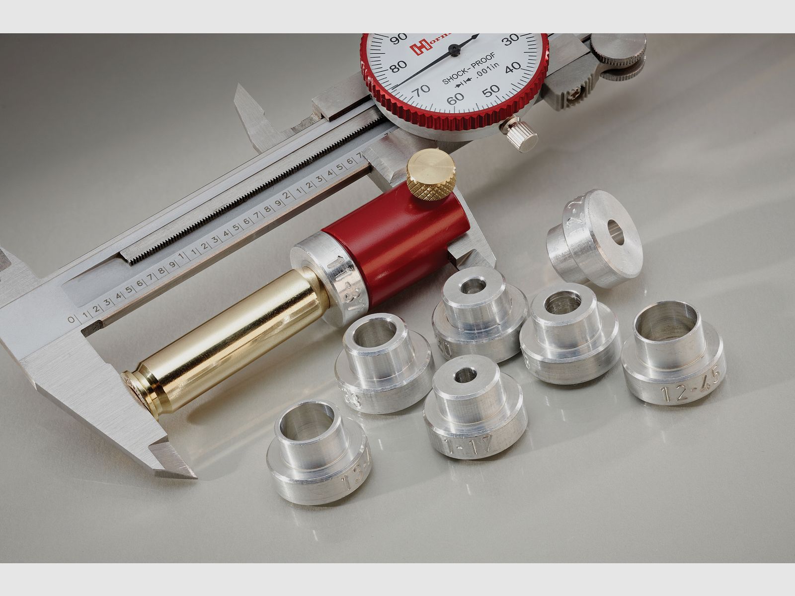 Hornady Lock-N-Load Comparator Set Body mit 14 Einsätzen