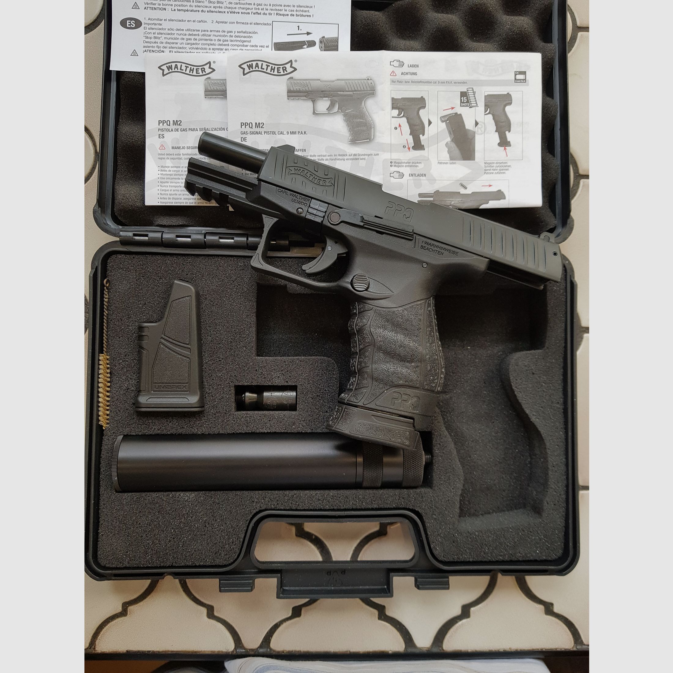 Walther PPQ M2 BLK Navy Kit PAK, Neu und unbeschossen. 