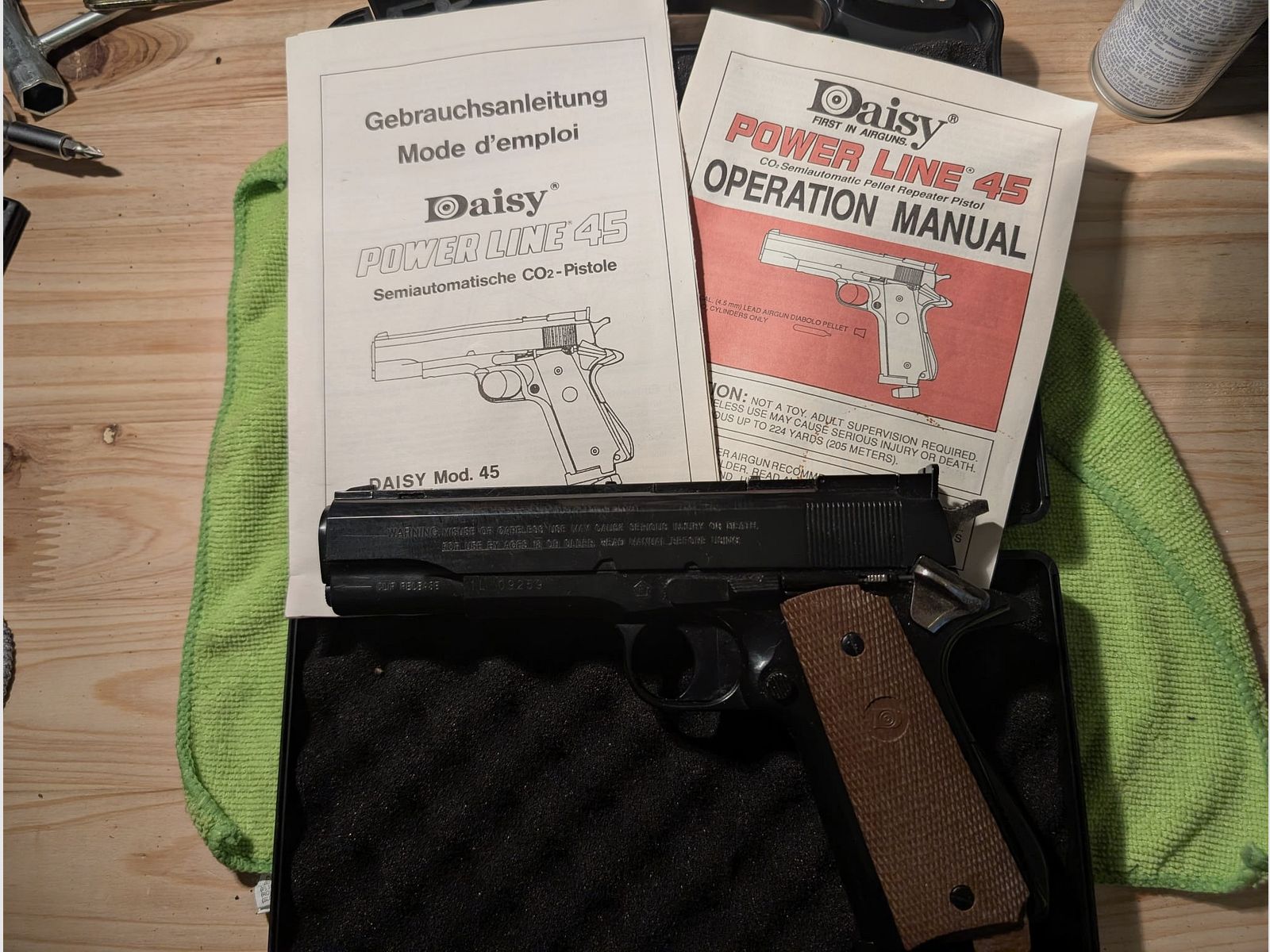 Pistola CO2 Daisy Mod. 45 Power Line 45 4,5mm Diabolo similar a 1911