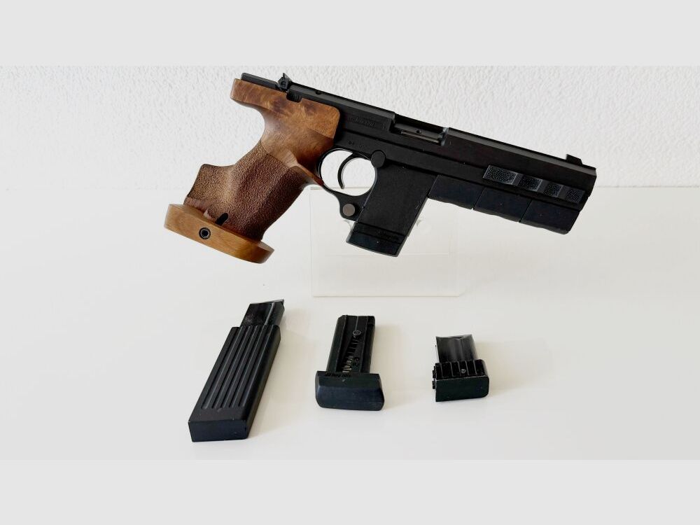 Hämmerli 280 sehr guter Zustand diverse Magazine .22lr