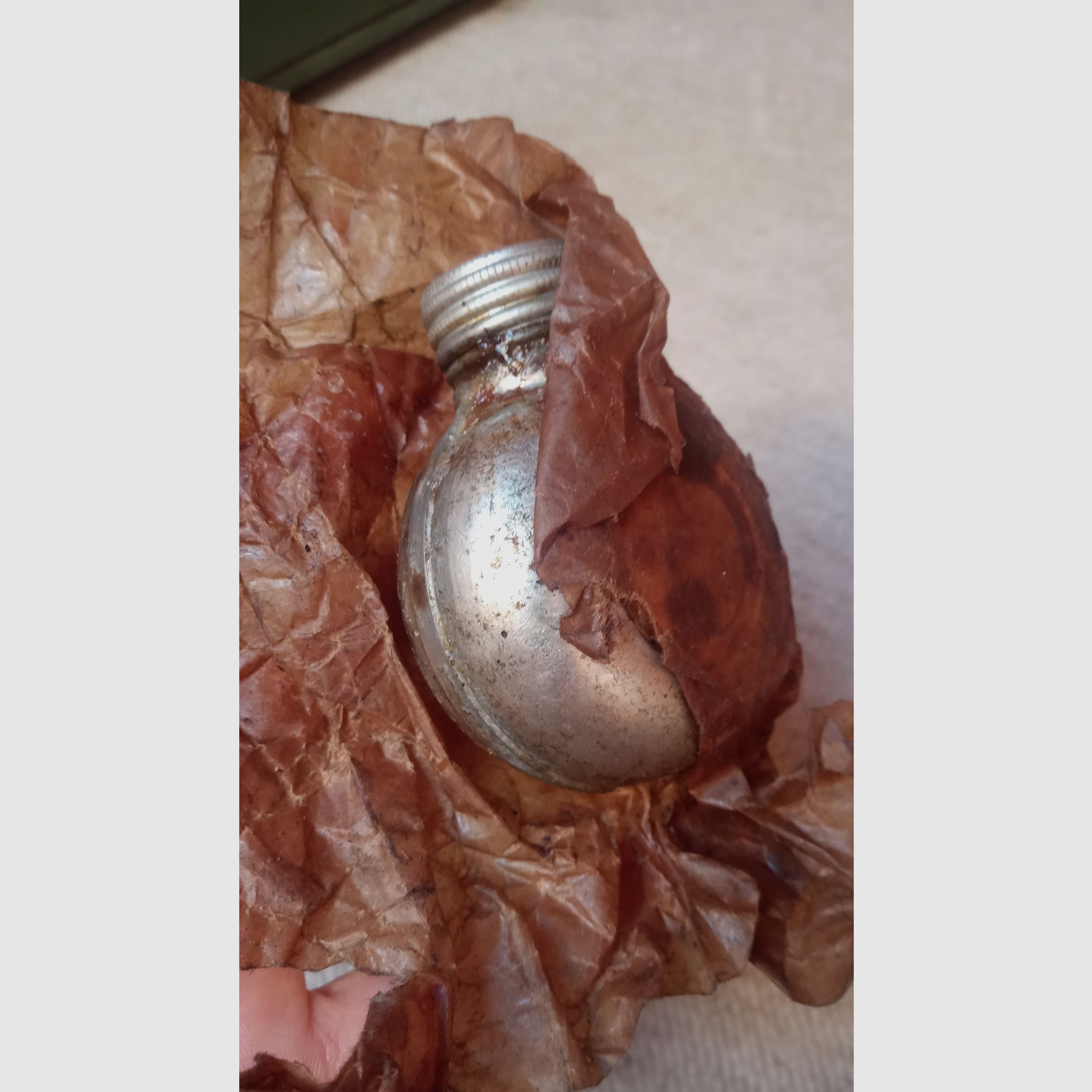 Soviet weapon oil container in original packaging for small arms AK47 AK74 SKS Mosin Nagant etc.