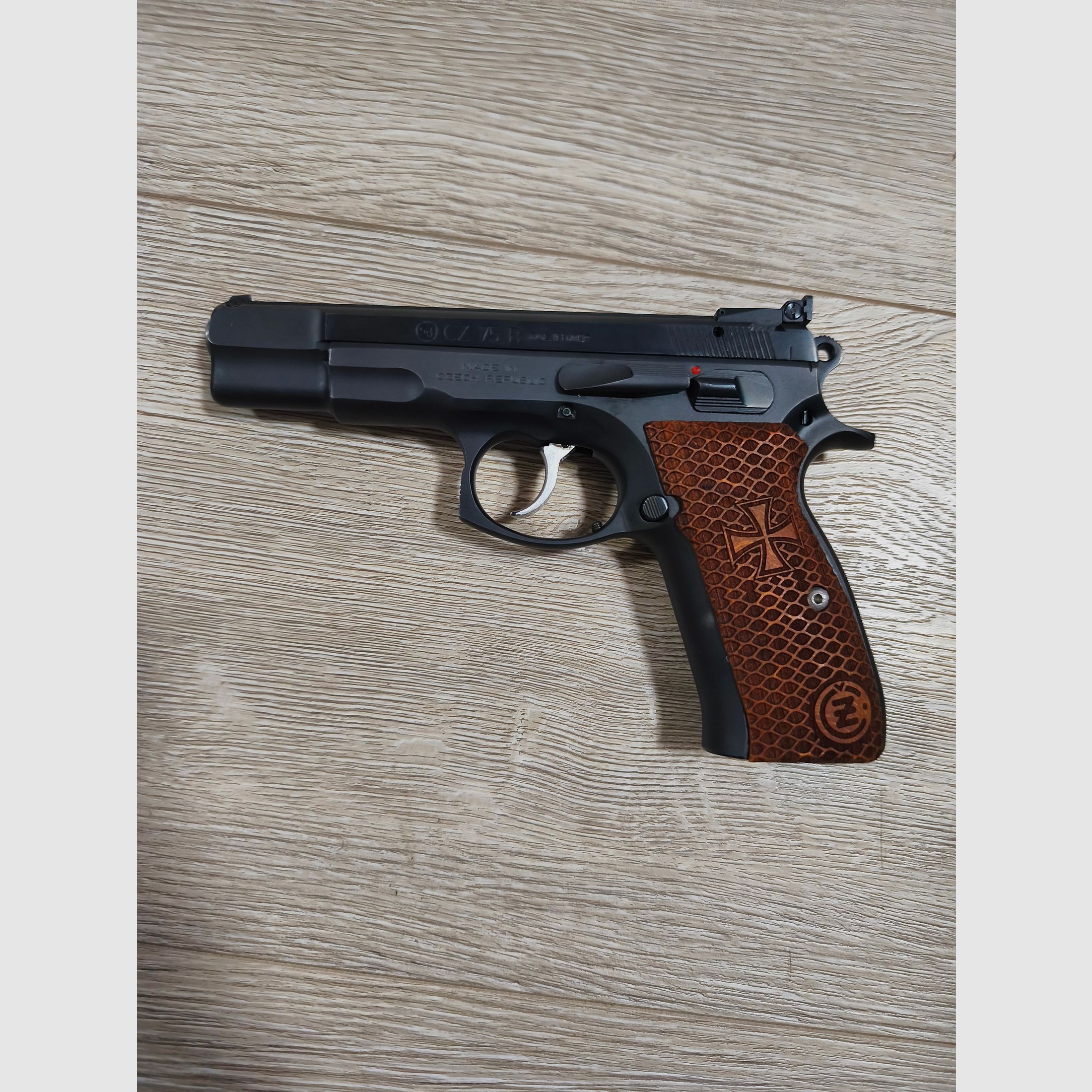 CZ 75 B 9 mm Luger 