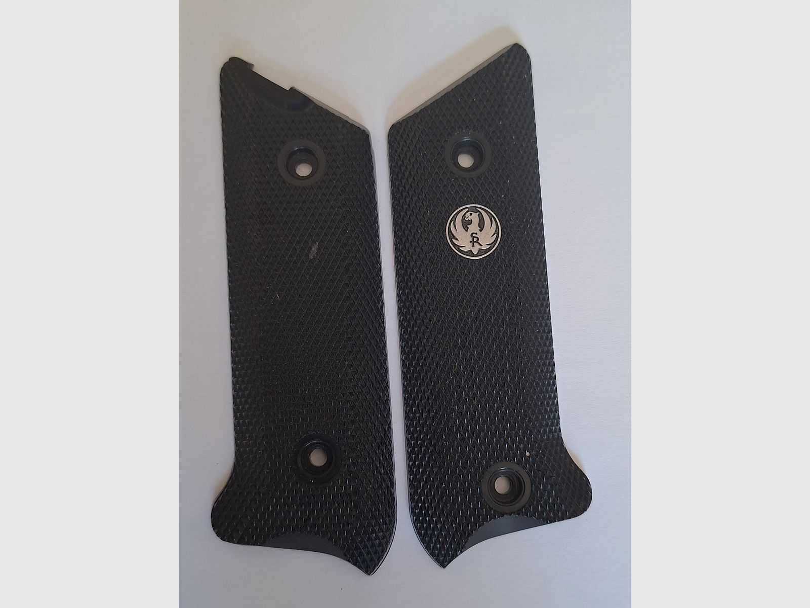 Ruger Griffschalen    Sturm Ruger USA
