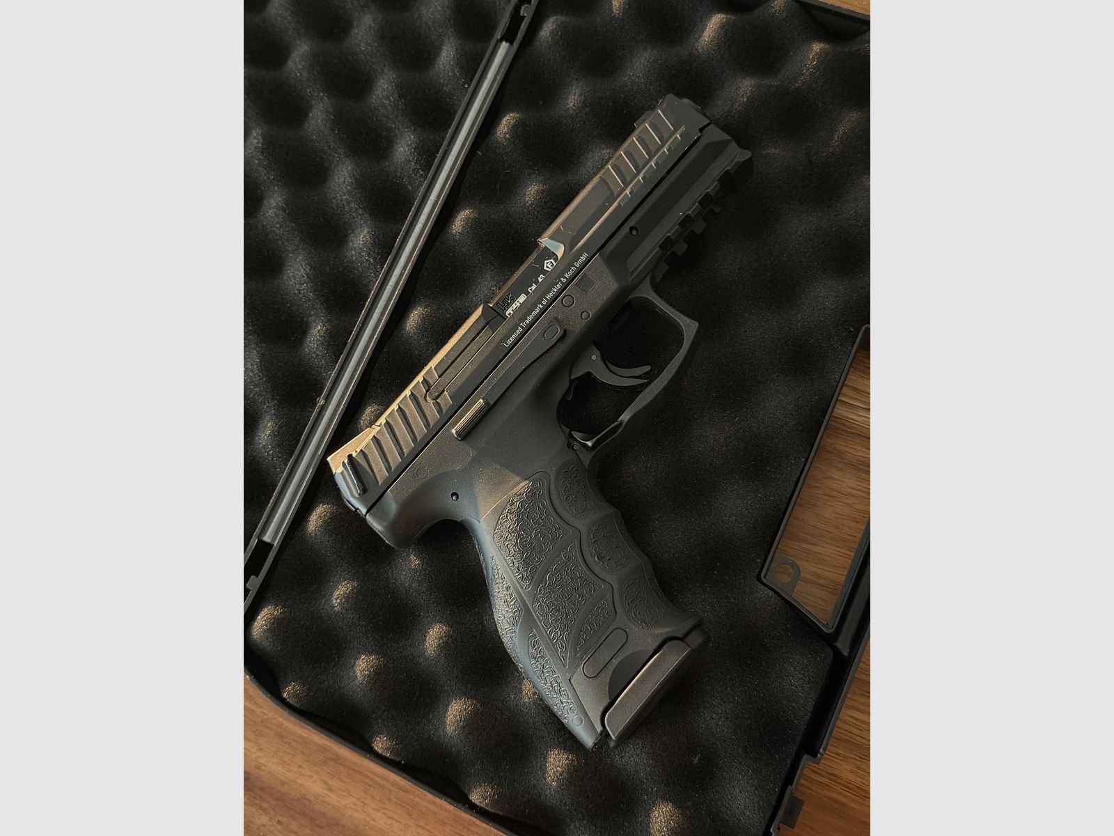 H&K SFP9 T4E marcador de CO₂ en calibre .43 de Umarex.