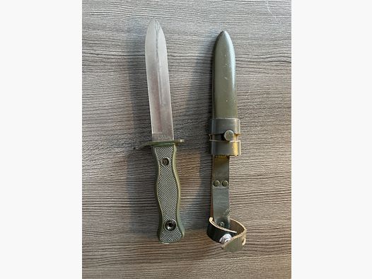 Cuchillo de combate de la Bundeswehr (modelo antiguo) De TSR