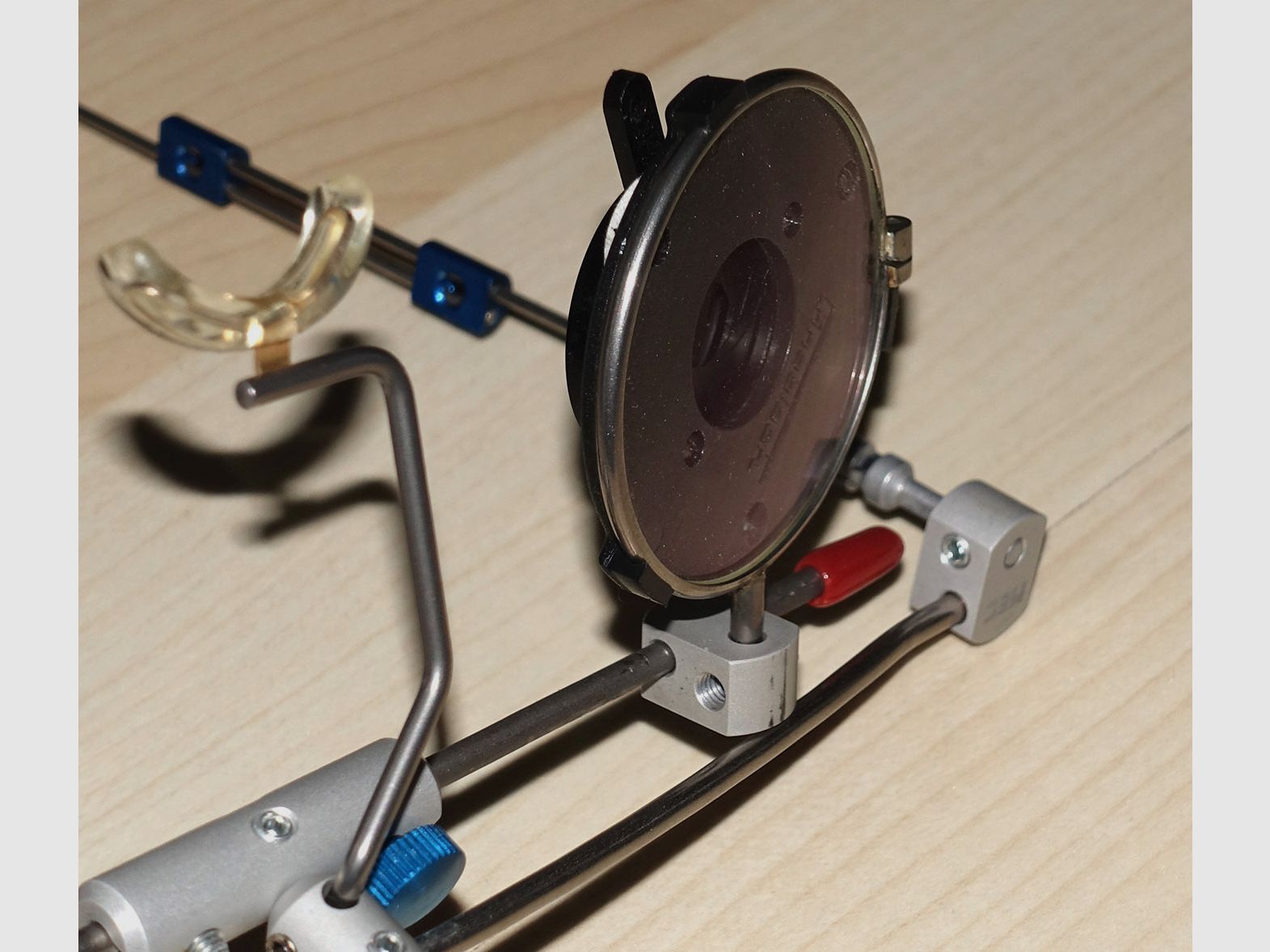 RESERVIERT! Profi MEC Schießbrille mit Knobloch Irisblende, Vario Lens 2 plus, usw., NP 600,-