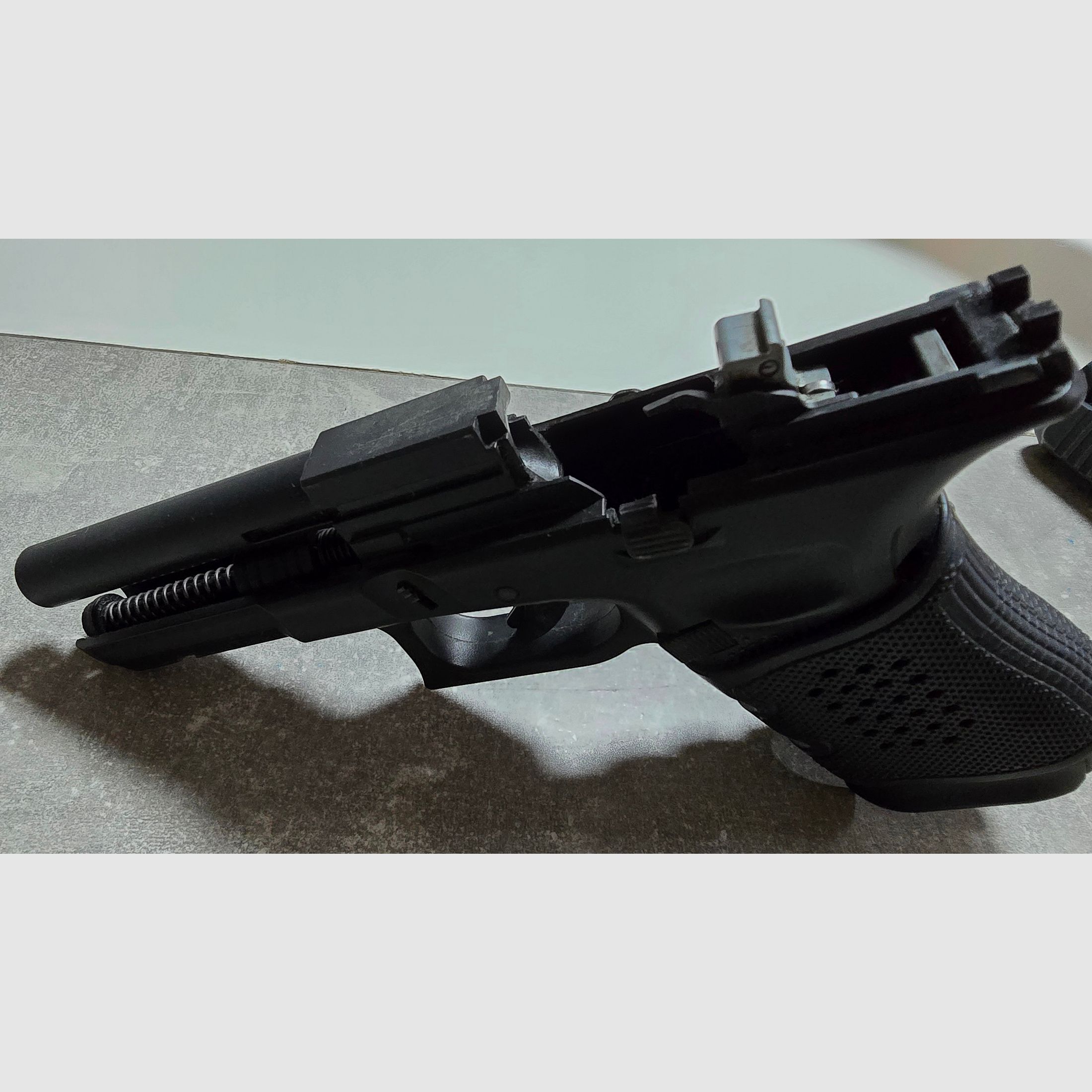 Umarex Glock 17 Gen 5 9mm PAK / Schreckschuss