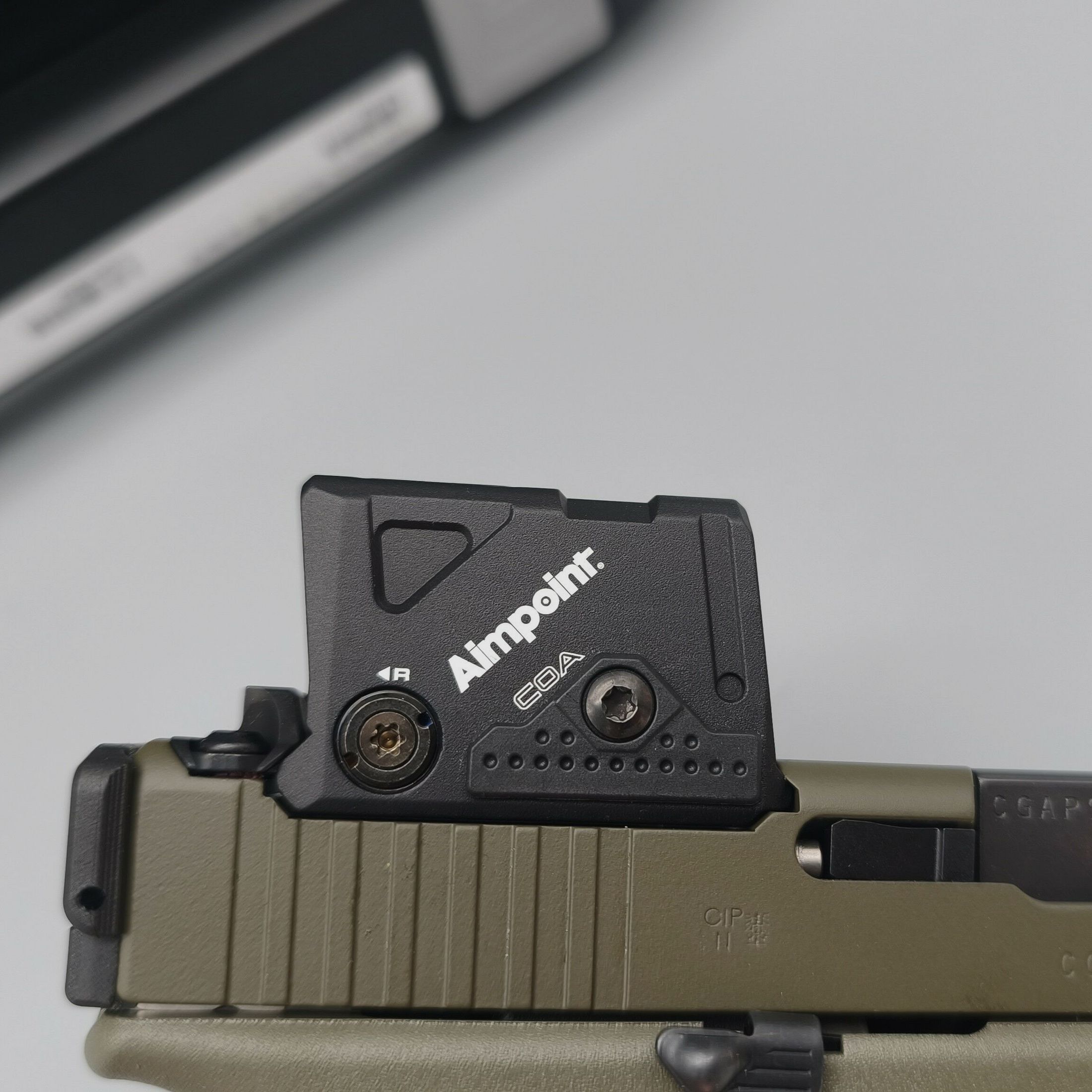 Glock45 Gen5 Hunter Edition mit Aimpoint COA Gewinde Oliv 9mmLuger