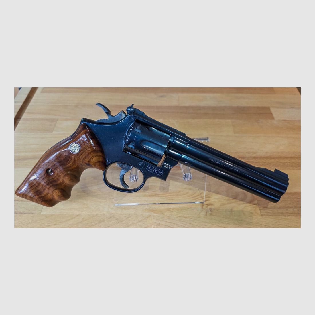 Smith & Wesson Modell 17-6