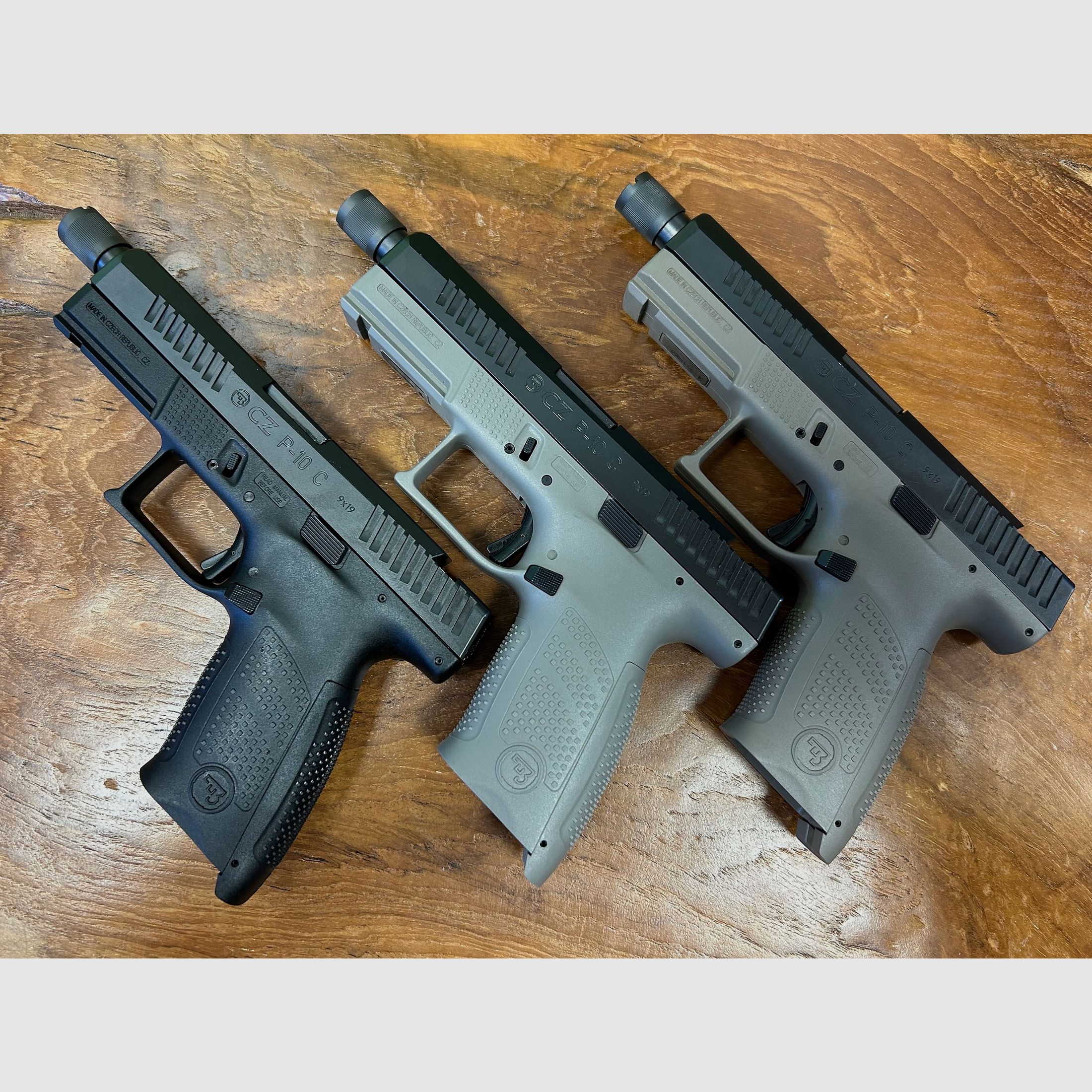 CZ P10C (Laufgewinde) / MEGADEAL