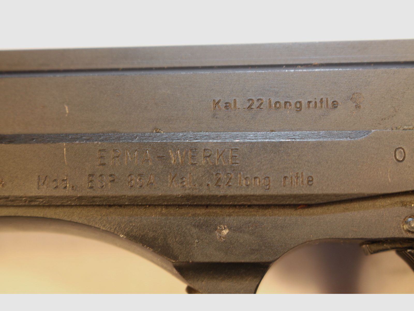 Erma ERP 85A Matchpistole im Kaliber .22 mit 6 Zoll Lauflänge. - ohne Magazin.