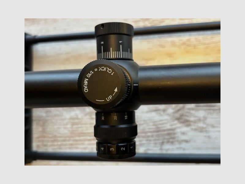 Hawke Vantage 30 WA FFP 6-24x50 - Absehen beleuchtet - Jagd Sport Optik | OVP & völlig neuwertig/nicht benutzt