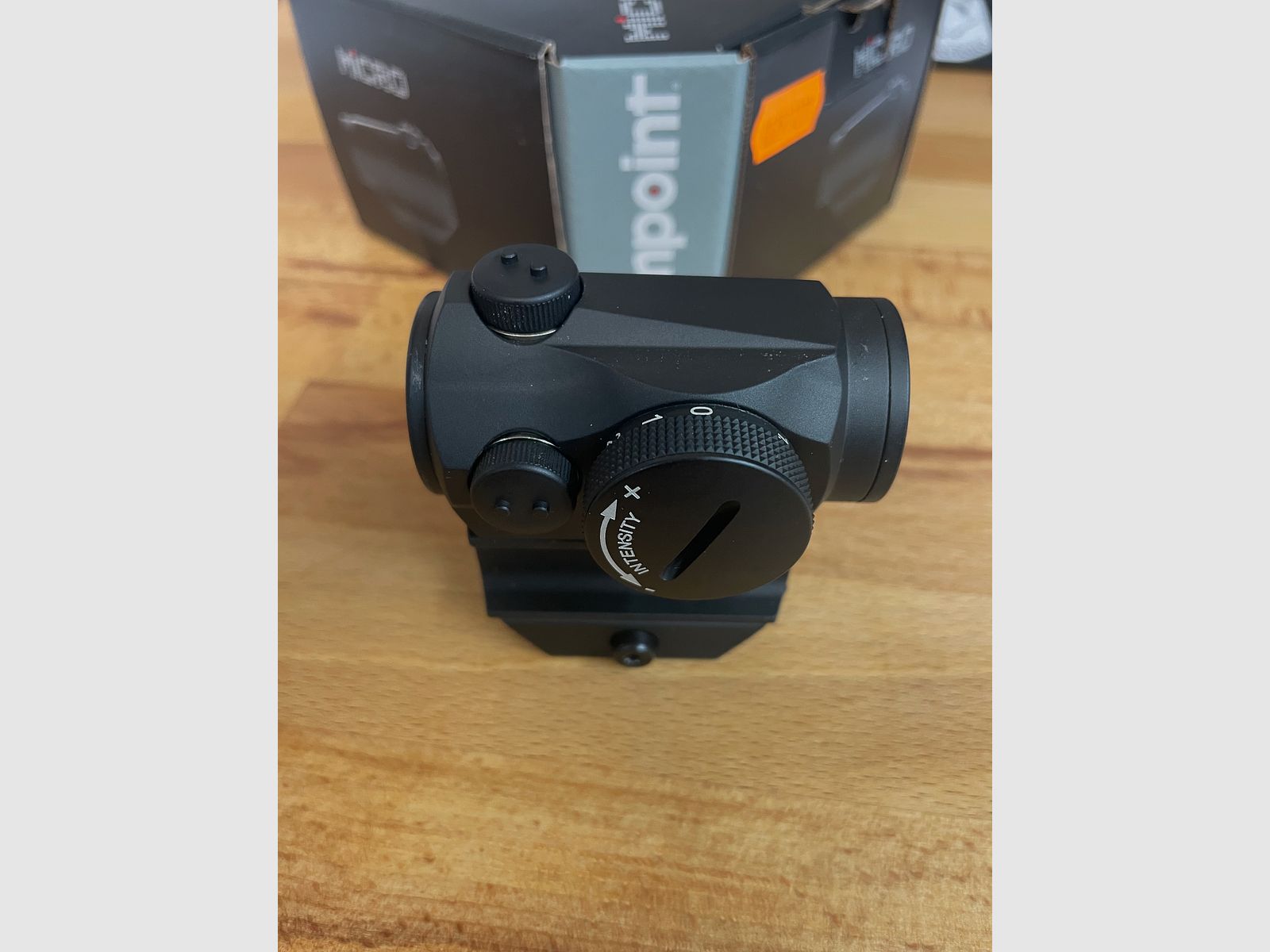 Aimpoint H1 Micro 2 MOA