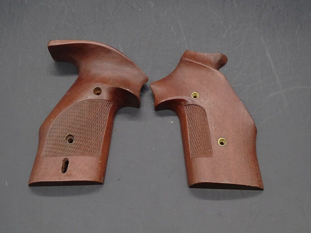 Holzgriffschalen Revolver sehr alt Mod X/ASM
